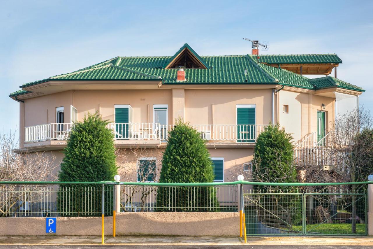Hotel Aigli Farsala Exterior foto